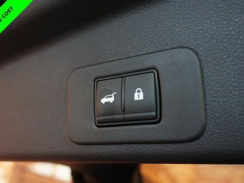 Certified 2025 Nissan Murano SL w/ Cargo Package image 44