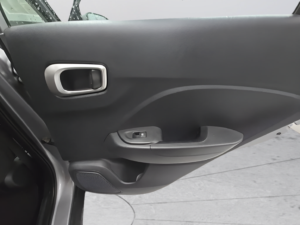 Certified 2024 Hyundai Venue SEL FWD image 21