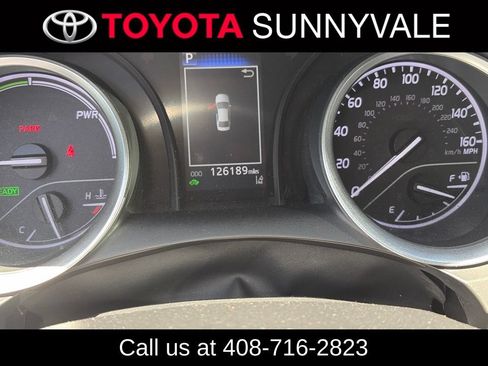 Used 2022 Toyota Camry LE FWD image 3