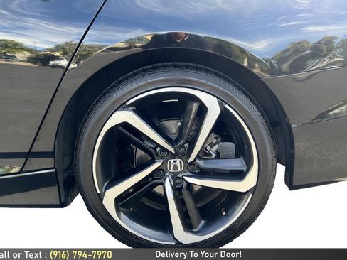 Used 2019 Honda Accord Sport image 10