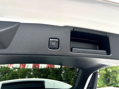 Used 2022 Ford Escape SE w/ Convenience Package image 23