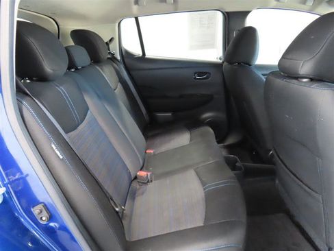Used 2023 Nissan Leaf S FWD image 31