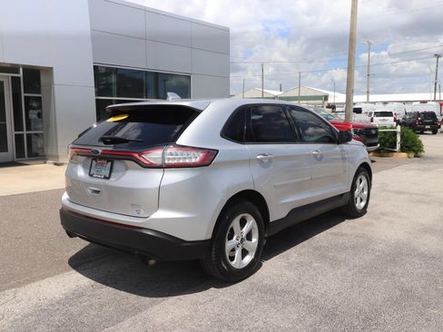 Used 2016 Ford Edge SE FWD image 8