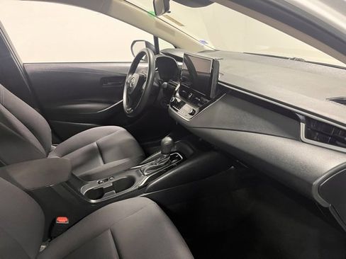 Used 2023 Toyota Corolla LE image 11