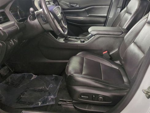 Certified 2019 GMC Acadia SLT image 18