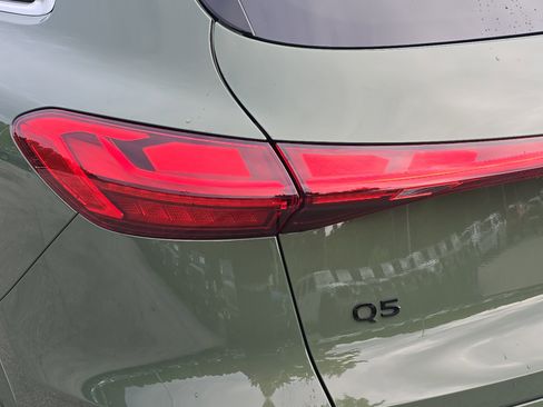 Used 2025 Audi Q5 Prestige AWD/4WD image 34