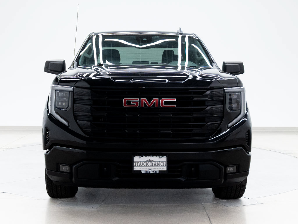 Used 2022 GMC Sierra 1500 Elevation AWD/4WD image 2