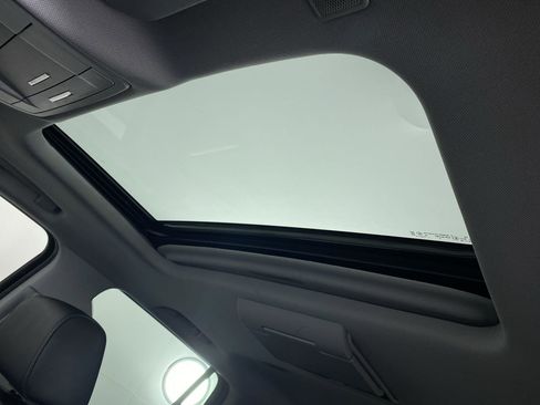 Certified 2019 Chevrolet Tahoe LT w/ LT Signature Package image 11