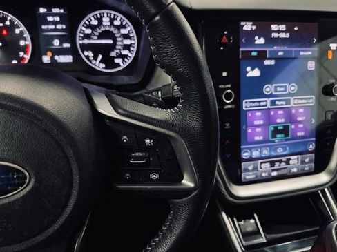 Used 2022 Subaru Outback Premium image 25