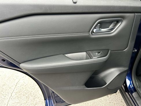 New 2026 Nissan Rogue Platinum w/ Platinum Premium Package AWD/4WD image 20