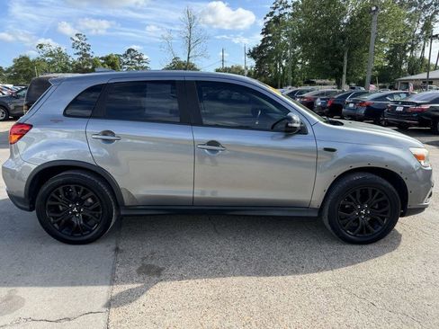 Used 2018 Mitsubishi Outlander Sport ES AWD/4WD image 4