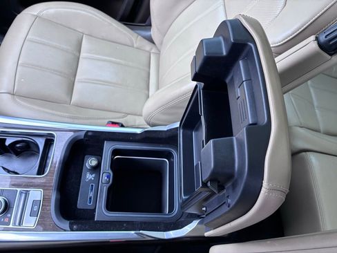 Used 2019 Land Rover Range Rover Sport HSE image 43