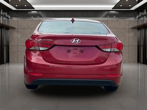 Used 2015 Hyundai Elantra SE w/ Option Group 02 FWD image 6
