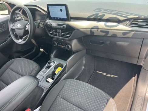 Used 2023 Ford Escape Active AWD/4WD image 31
