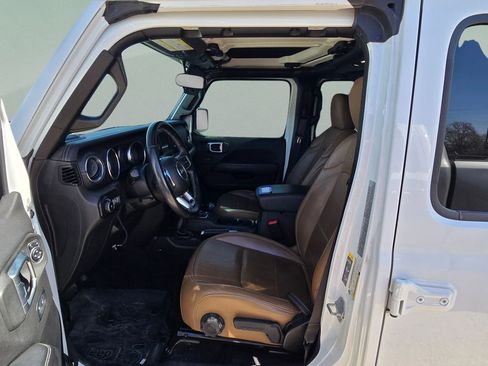 Certified 2020 Jeep Wrangler Unlimited Sahara w/ Safety Group image 9