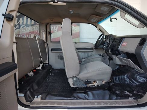 Used 2008 Ford F250 XL AWD/4WD image 13