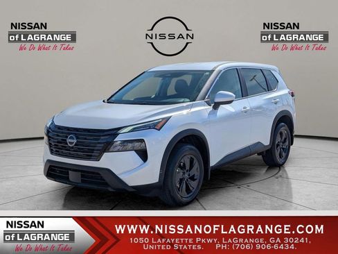 New 2026 Nissan Rogue SV FWD image 1