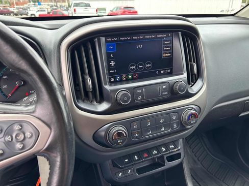 Used 2019 Chevrolet Colorado Z71 AWD/4WD image 15