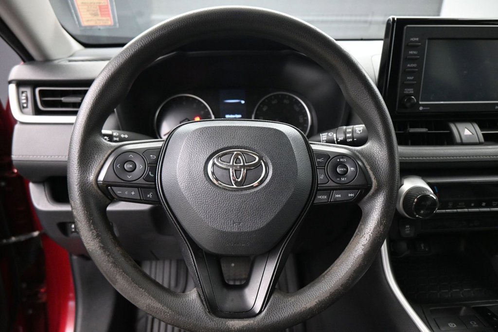 Used 2022 Toyota RAV4 XLE AWD/4WD image 11