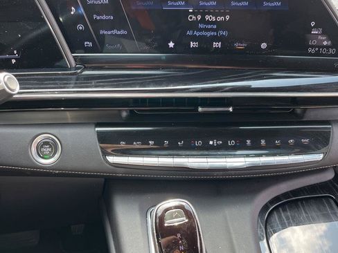 Used 2021 Cadillac Escalade ESV Sport w/ Driver Assist Tech Package AWD/4WD image 18