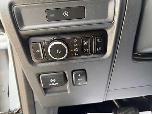 Used 2025 Ford F150 Platinum AWD/4WD image 20