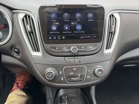 Used 2023 Chevrolet Malibu RS image 8