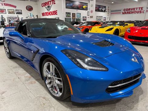 Used 2014 Chevrolet Corvette Stingray Convertible w/ 2LT Preferred Equipment Group RWD image 7