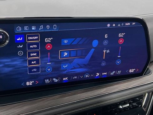 New 2026 Chevrolet Tahoe Premier w/ Sun And Tow Package AWD/4WD image 16
