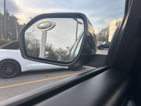 Used 2022 Ford Explorer Platinum w/ Equipment Group 601A image 26