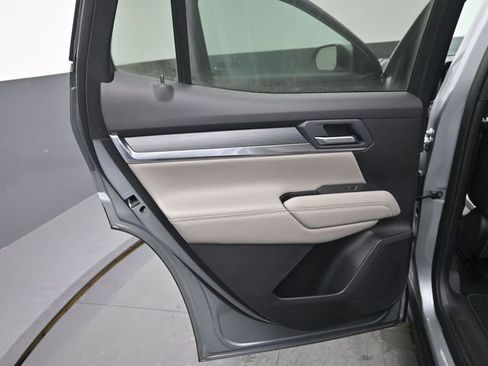 Used 2026 GMC Terrain Elevation w/ Elevation Premium Package image 14