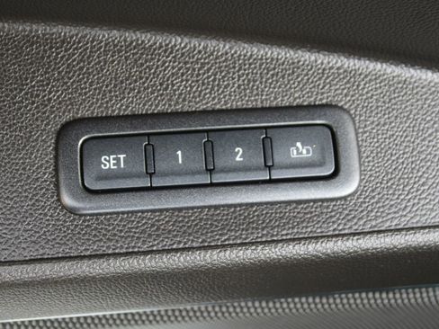 Used 2016 Chevrolet Tahoe LTZ image 24