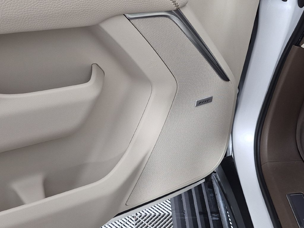 Certified 2023 GMC Yukon Denali AWD/4WD image 15