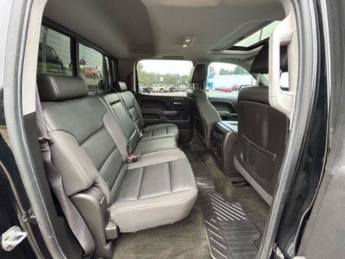 Used 2015 GMC Sierra 1500 SLT w/ All-Terrain Package AWD/4WD image 10