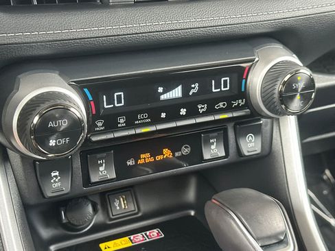 Used 2025 Toyota RAV4 XLE Premium w/ Weather Package AWD/4WD image 20