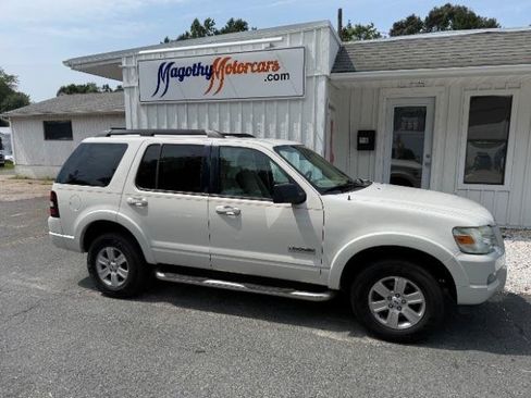 Used 2008 Ford Explorer XLT AWD/4WD image 1