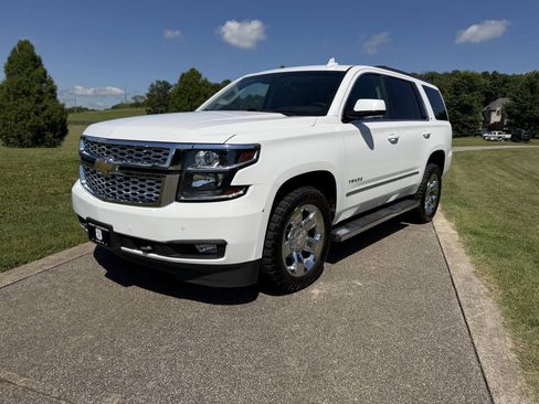Used 2018 Chevrolet Tahoe LT w/ LT Signature Package RWD image 34