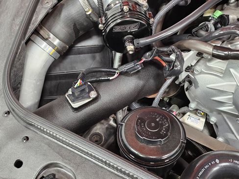 Used 2010 Nissan GT-R Premium image 32