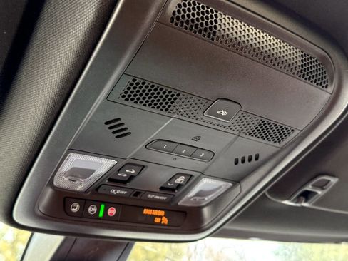 New 2025 Cadillac XT5 Premium Luxury image 30