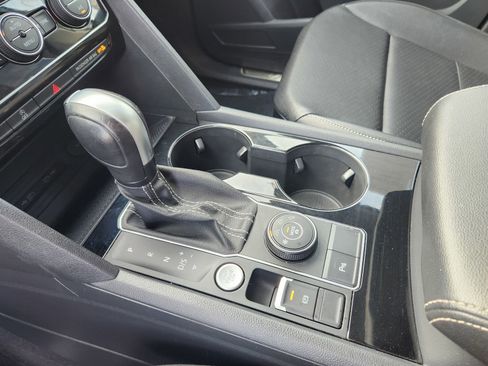 Used 2022 Volkswagen Atlas SE image 10