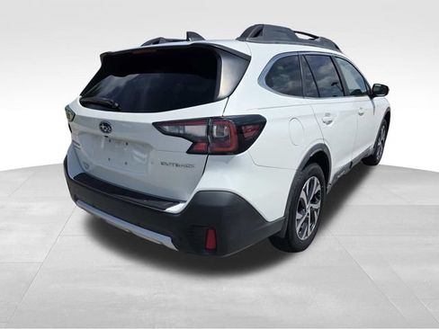 Used 2020 Subaru Outback Limited w/ Popular Package #2 AWD/4WD image 3