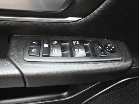 Used 2023 RAM 1500 Lone Star image 6