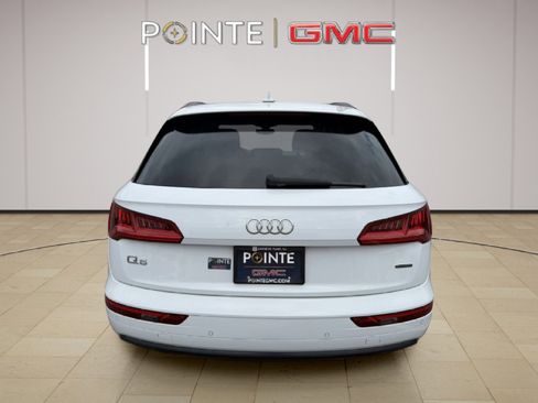 Used 2019 Audi Q5 2.0T Premium Plus w/ Premium Plus Package image 7