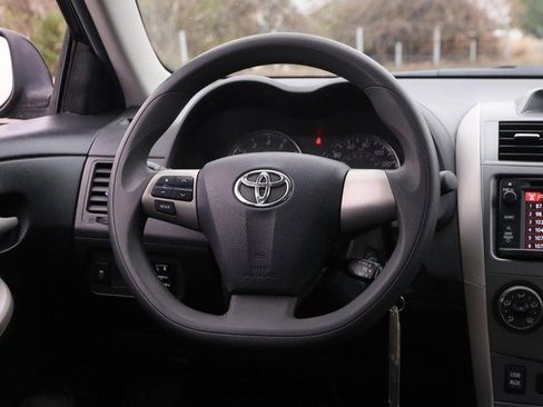 Used 2013 Toyota Corolla S image 20
