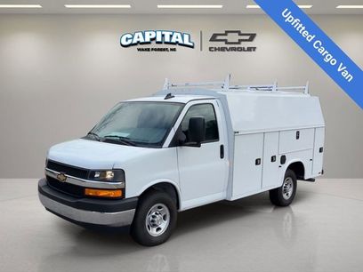 New 2025 Chevrolet Express 3500 w/ Power Convenience Package