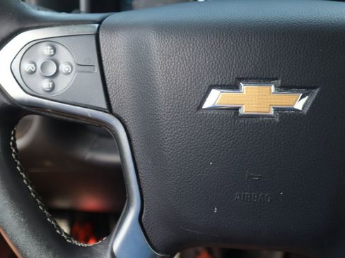 Used 2019 Chevrolet Silverado 2500 LT AWD/4WD image 19