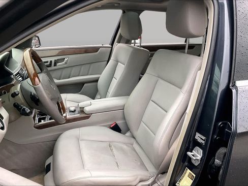 Used 2011 Mercedes-Benz E 350 Sedan image 7