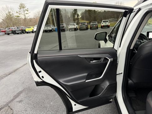 Used 2024 Toyota RAV4 Adventure image 21