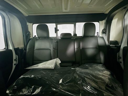 New 2025 Jeep Gladiator Sport image 10