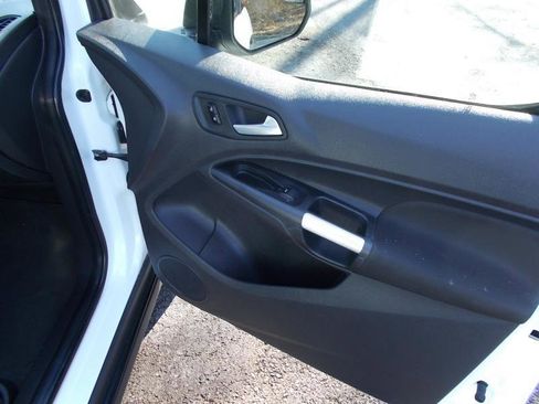 Used 2014 Ford Transit Connect XLT image 22