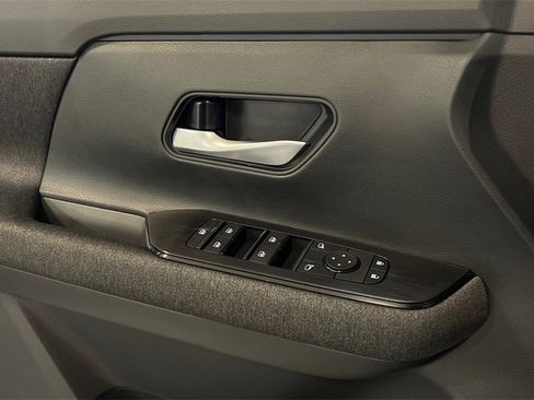 New 2026 Nissan Kicks SV w/ SV Premium Package image 15